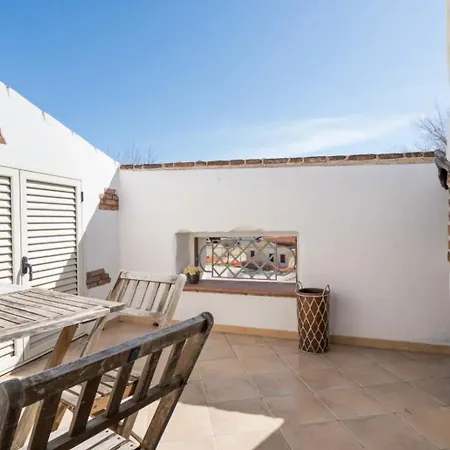 Giojas 125 Apartment *